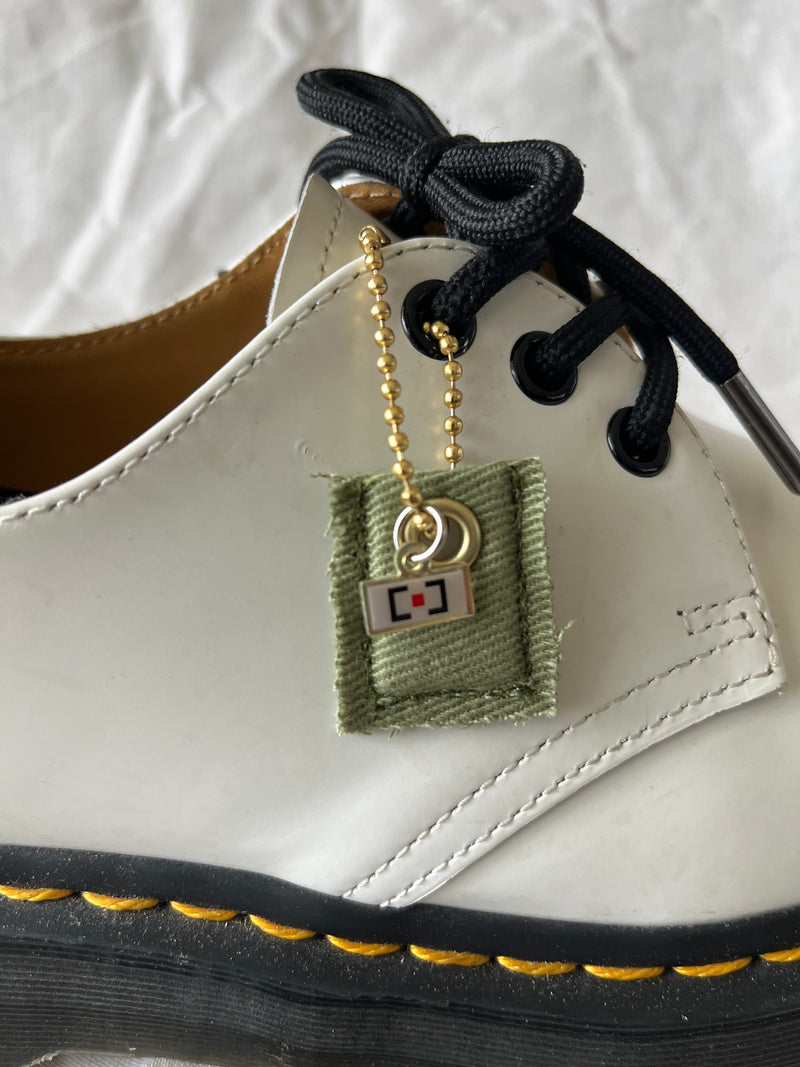 Olive Shoe Tag