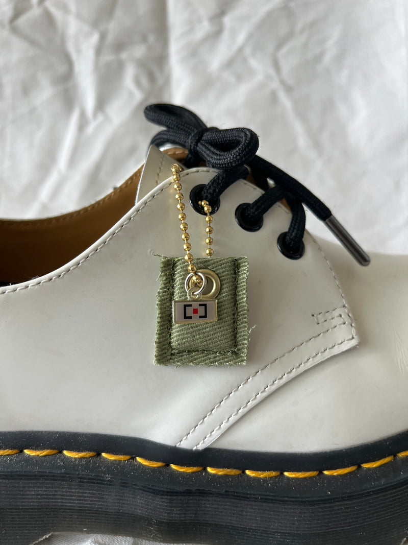 Olive Shoe Tag